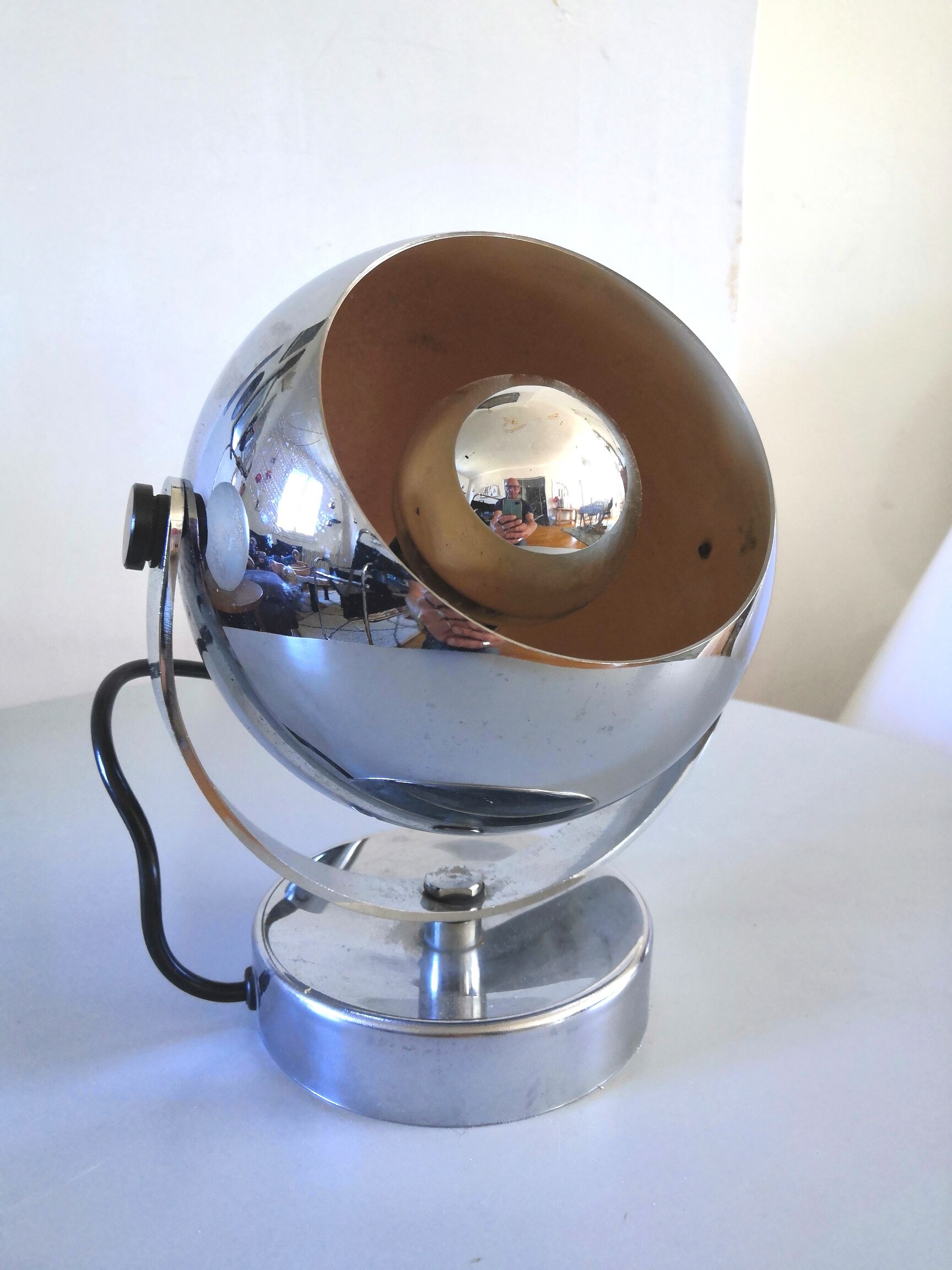 Applique eye ball en inox design années 70