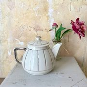 White teapot