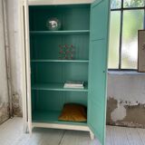 White and green cupboard