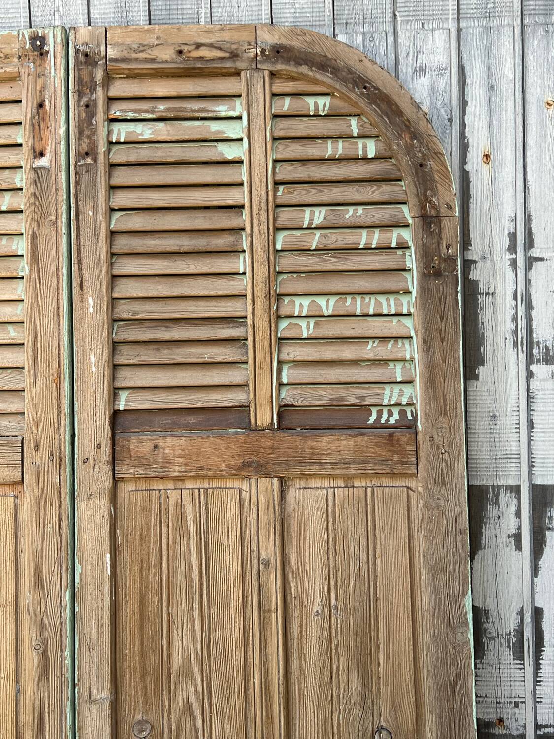 Pairs of shutters