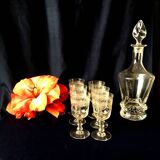 Suite of 6 cooked wine or port glasses in beautifully worked crystal tabletop art