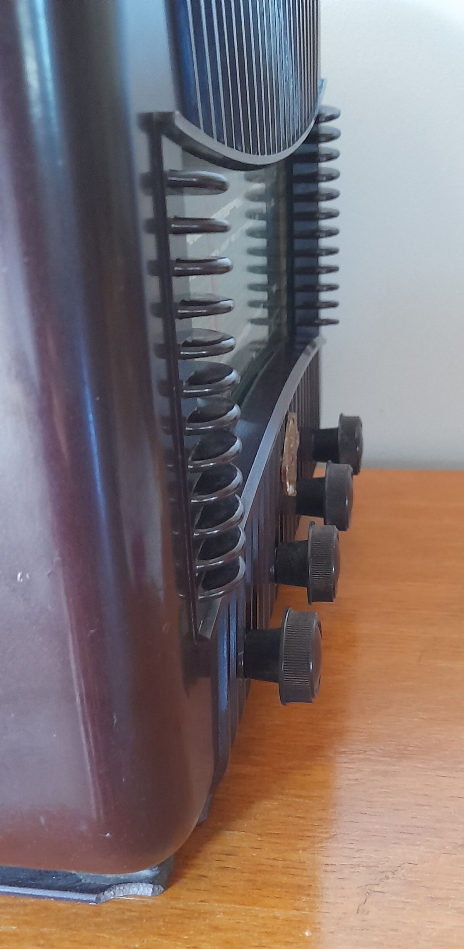 Radio station ducretet thomson l 524