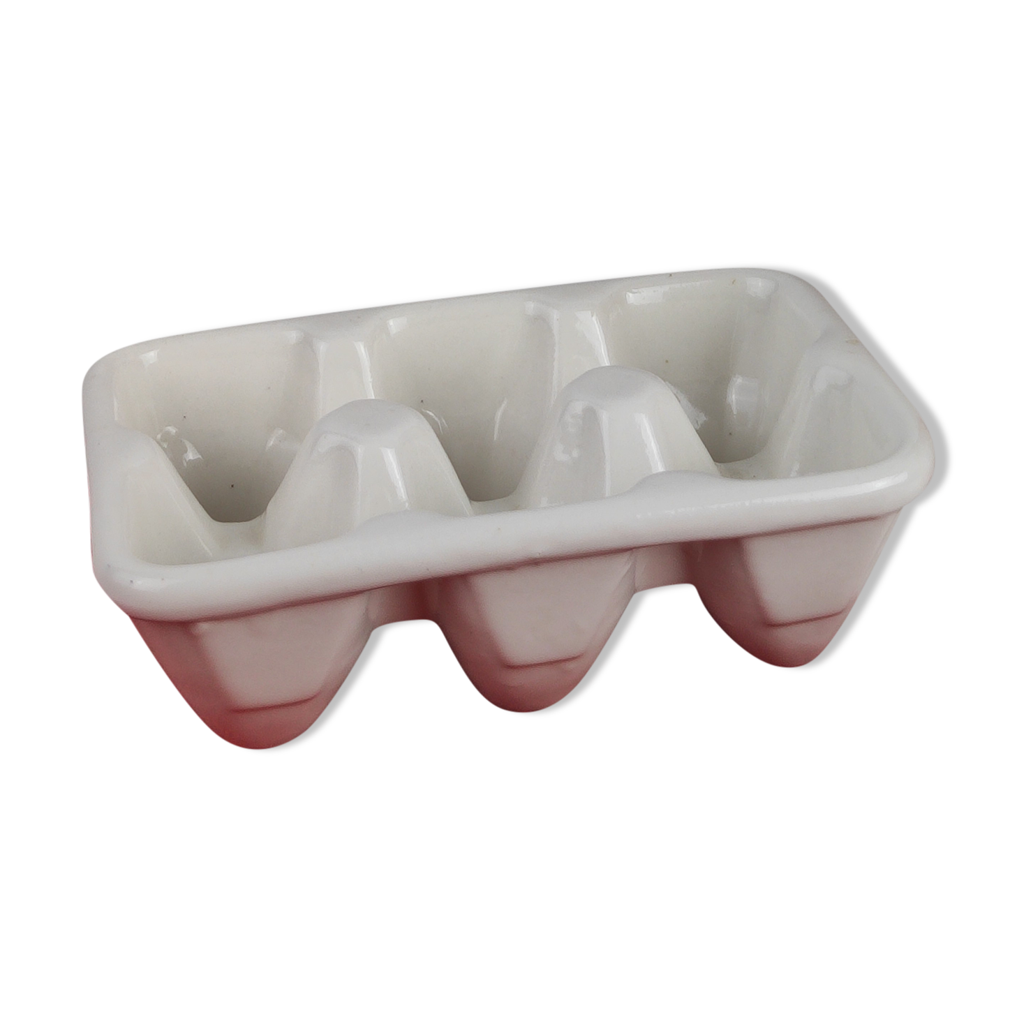 Ceramic egg carton