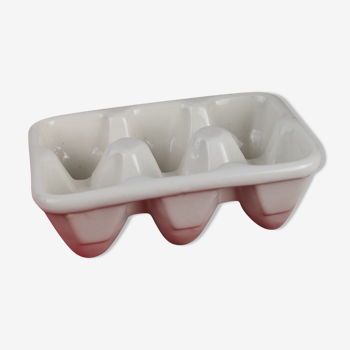 Ceramic egg carton