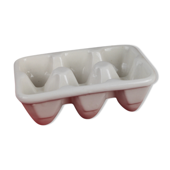 Ceramic egg carton