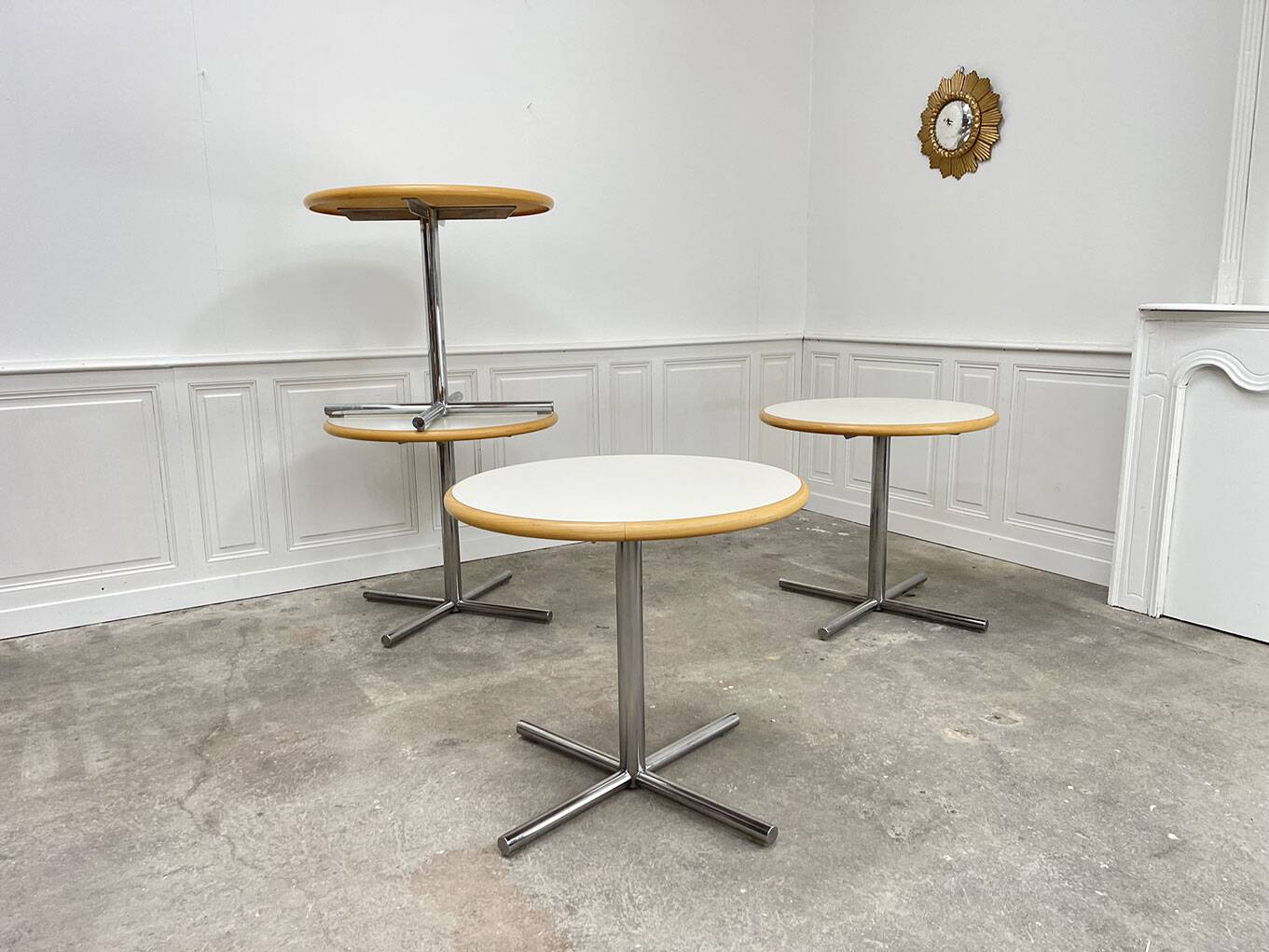 Dietiker vintage round table