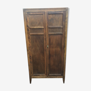 Armoire parisienne