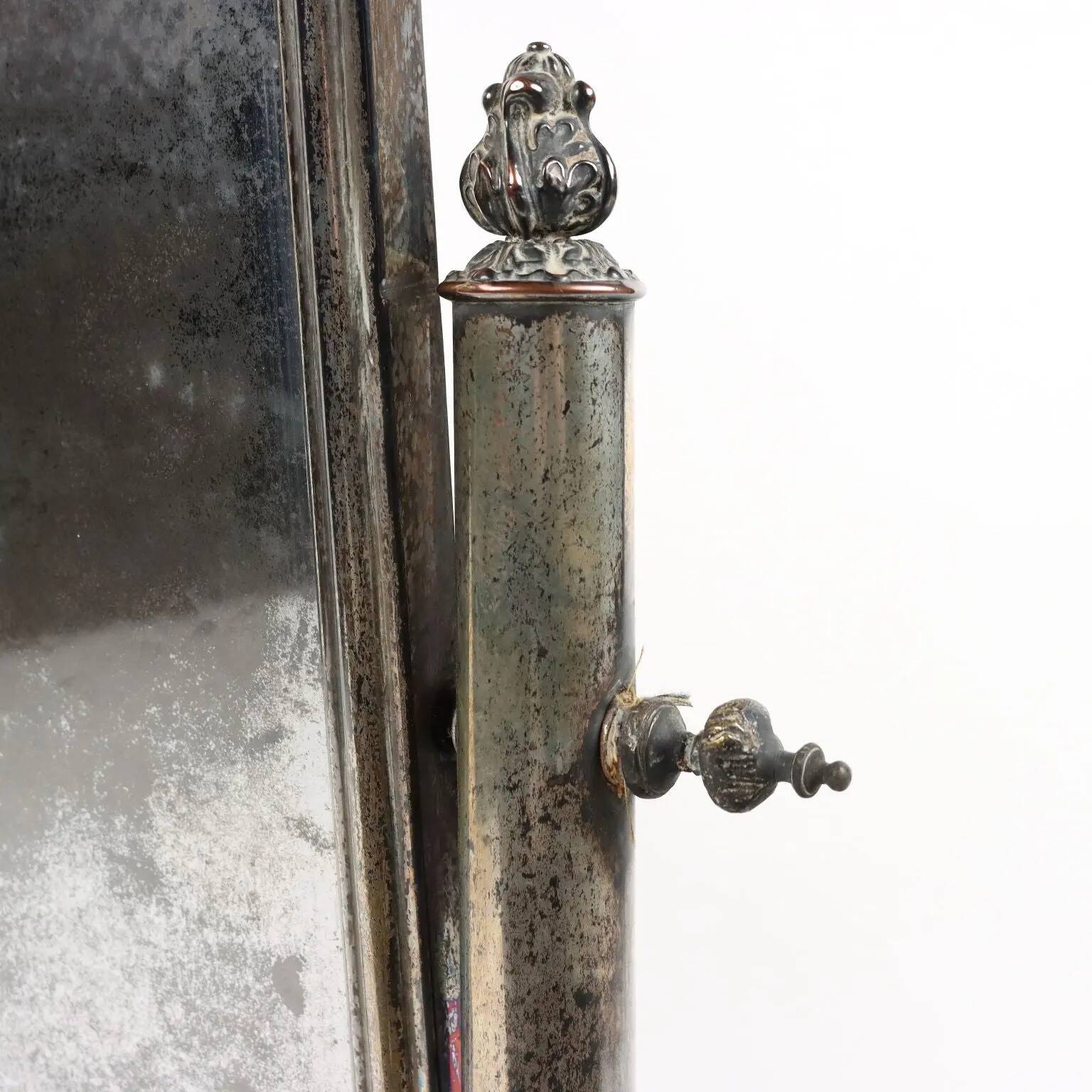 Silver-plated table mirror United Kingdom 19th Century