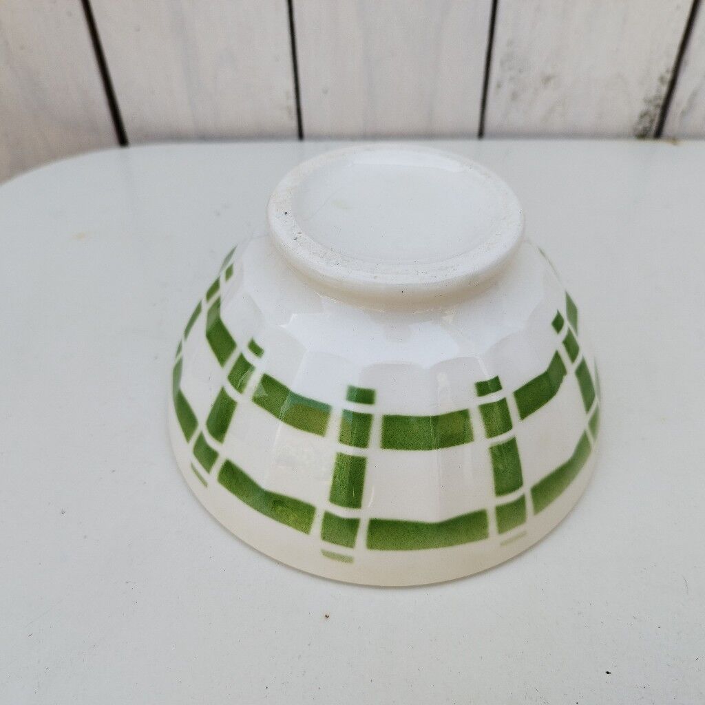 Bol en faïence décor géométrique vert vintage