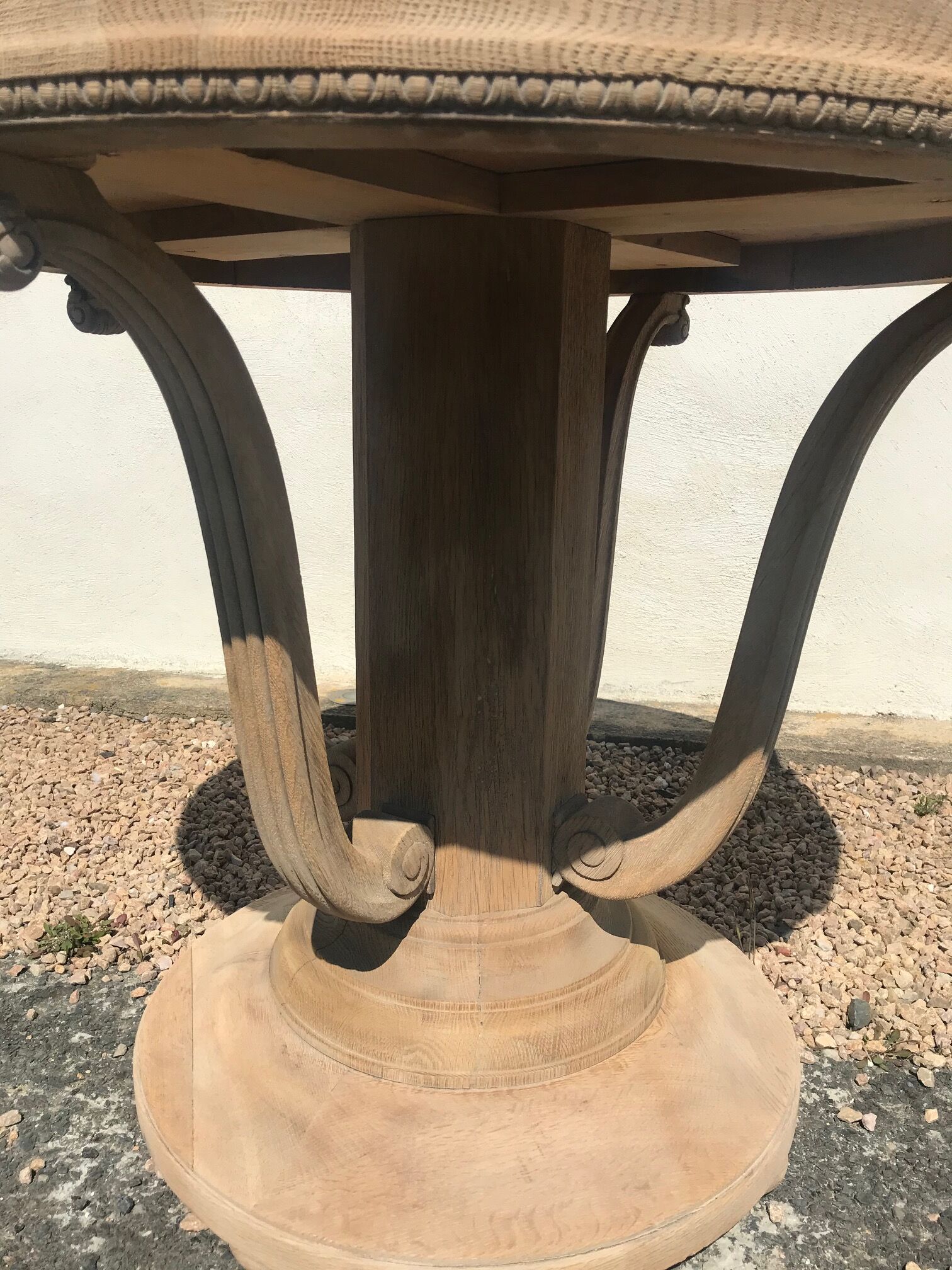 Art deco side table