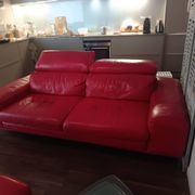 Ensemble XXL Maison en cuir rouge - canapé , fauteuil et 2 poufs