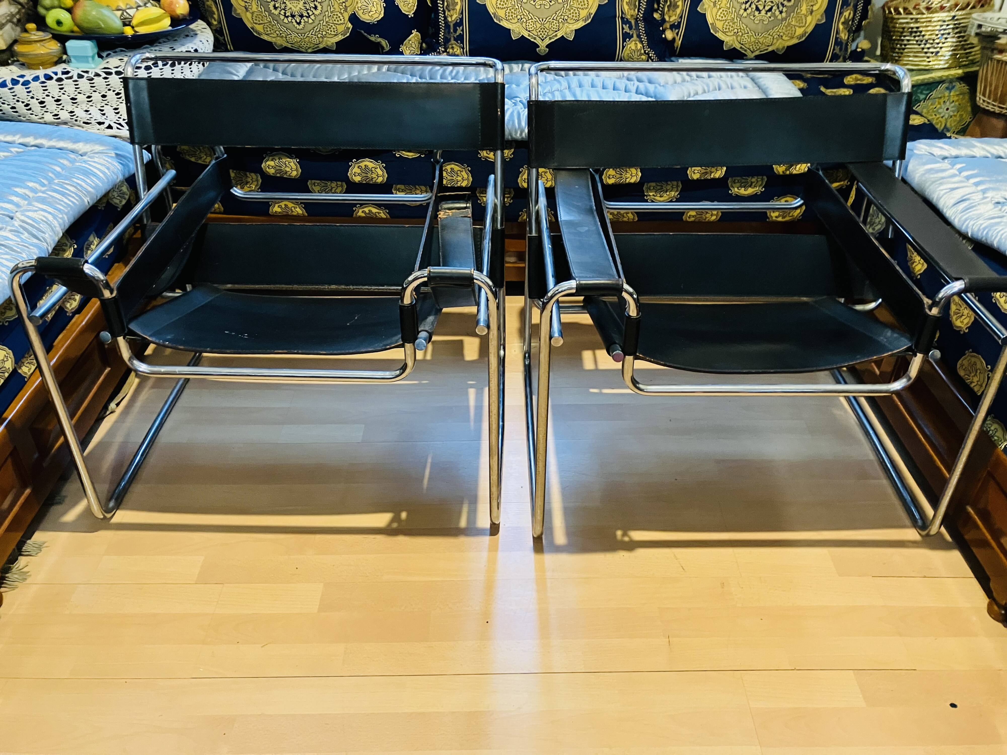 Set of 2 Gavina chairs in the style of the Wassily Chair (Model B3) by Marcel Breuer.