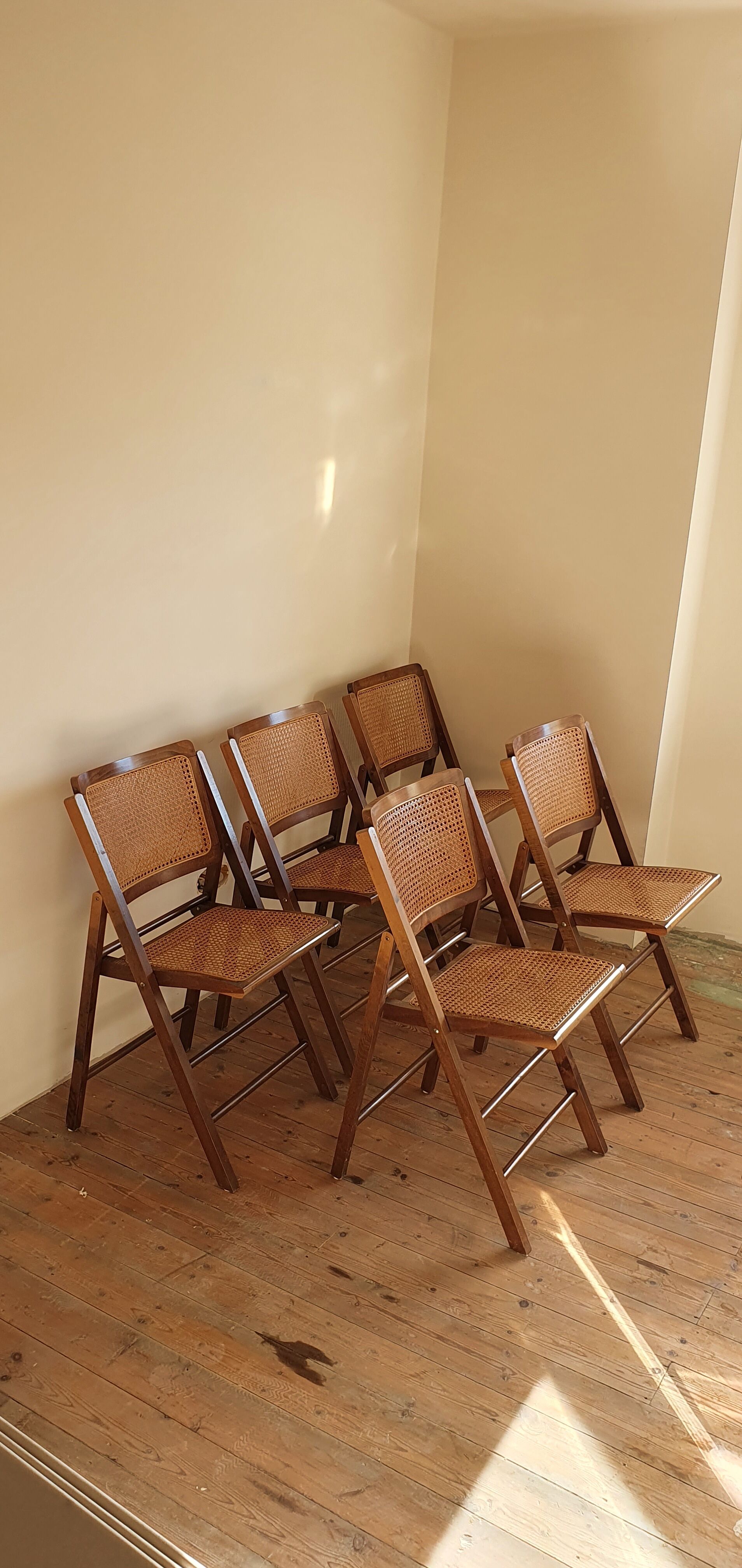 Set of 5 foldable cannate chairs (50s-60s)
