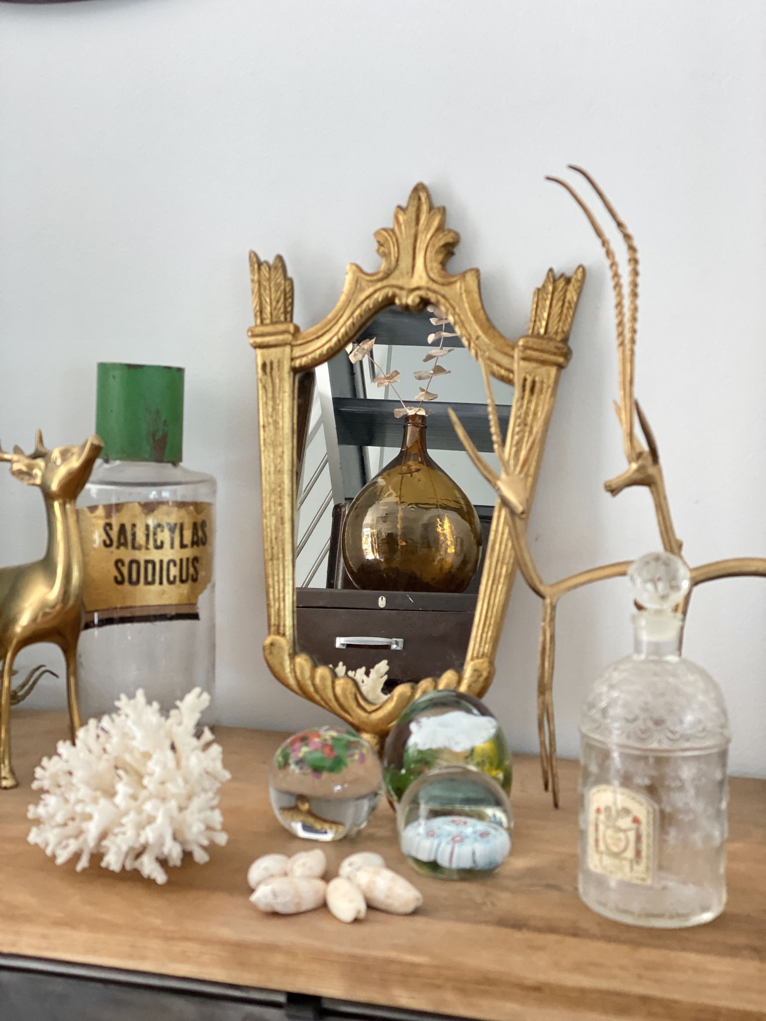 Golden mirror