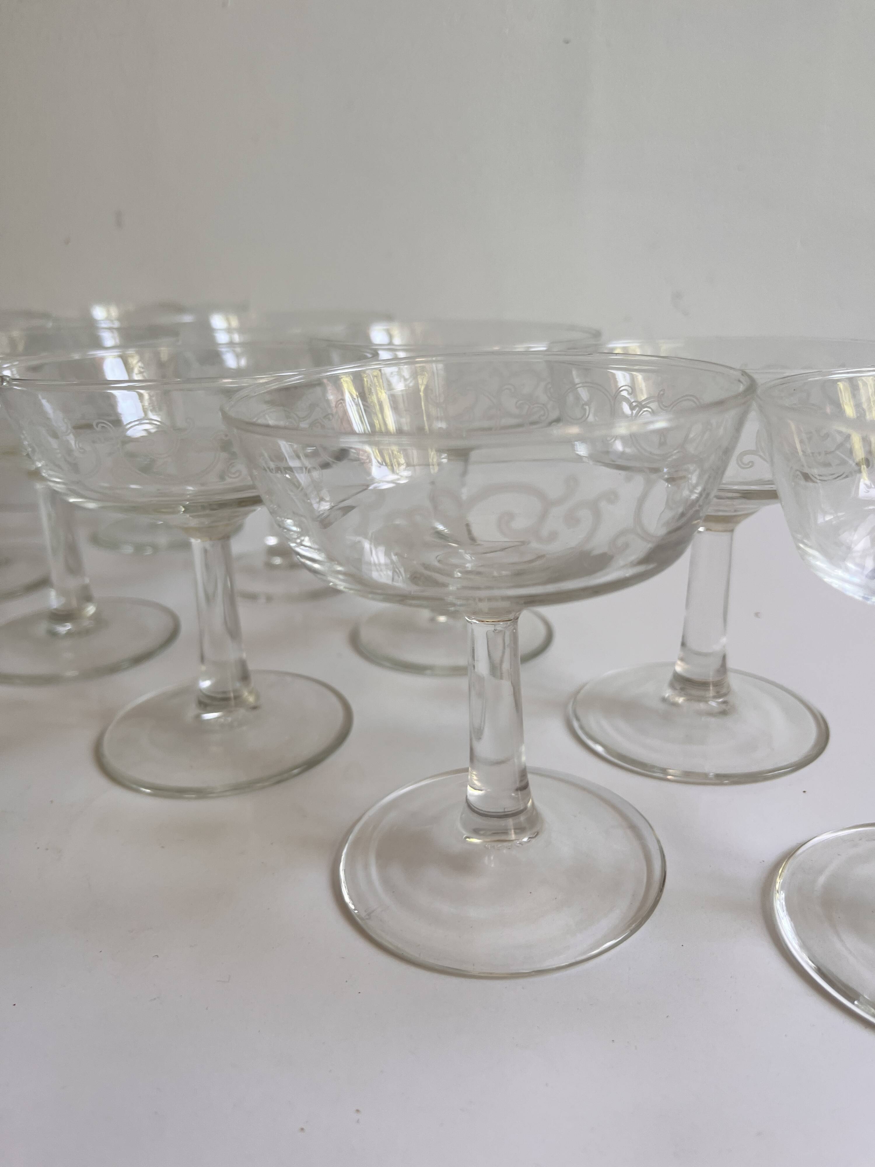 Champagne coupes