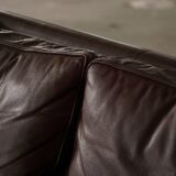 Stouby Møbelfabrik, two-seater sofa in mid-century style in brown leather, 1970s.