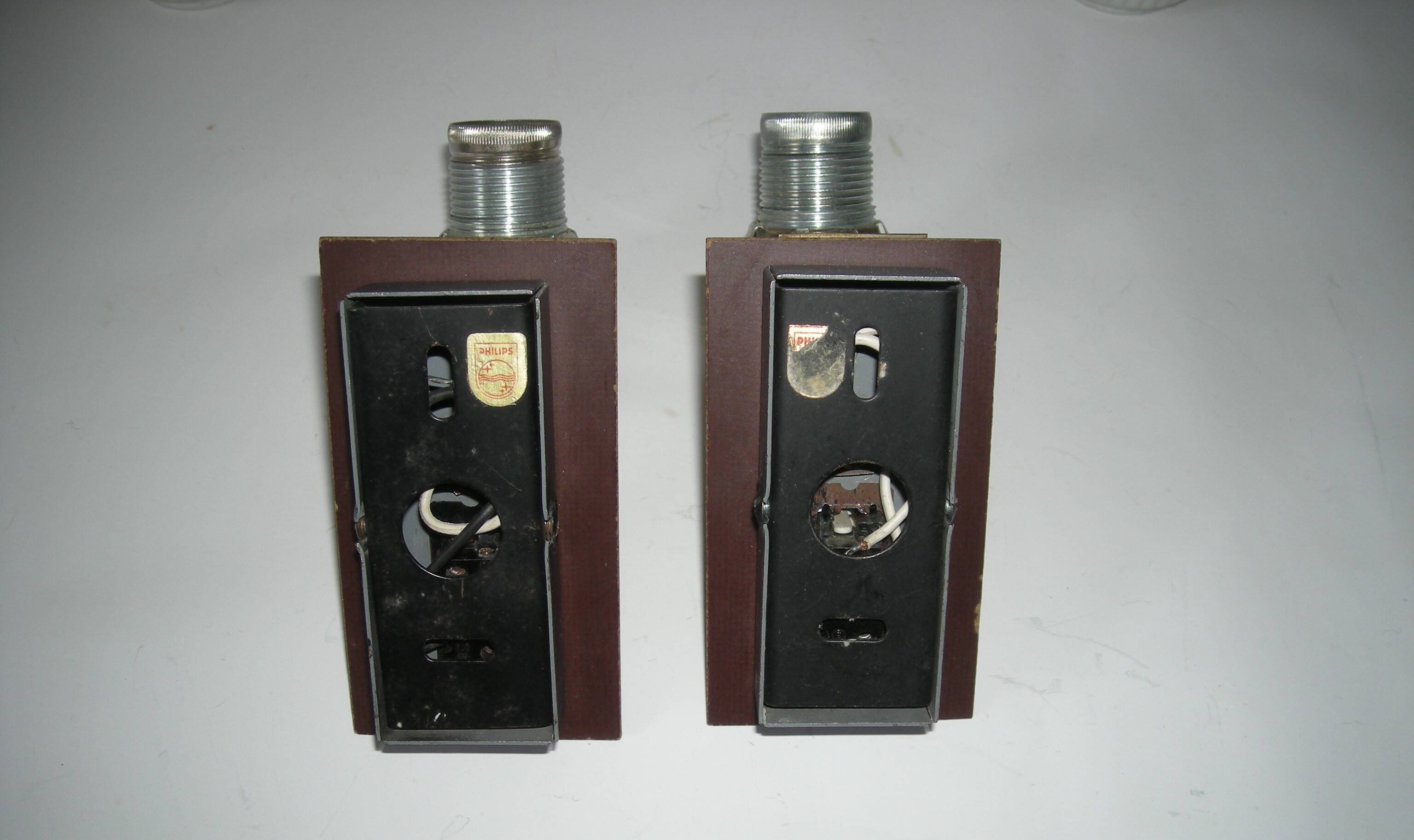 Pair of Philips wall lights - 1960s Scandinavian style