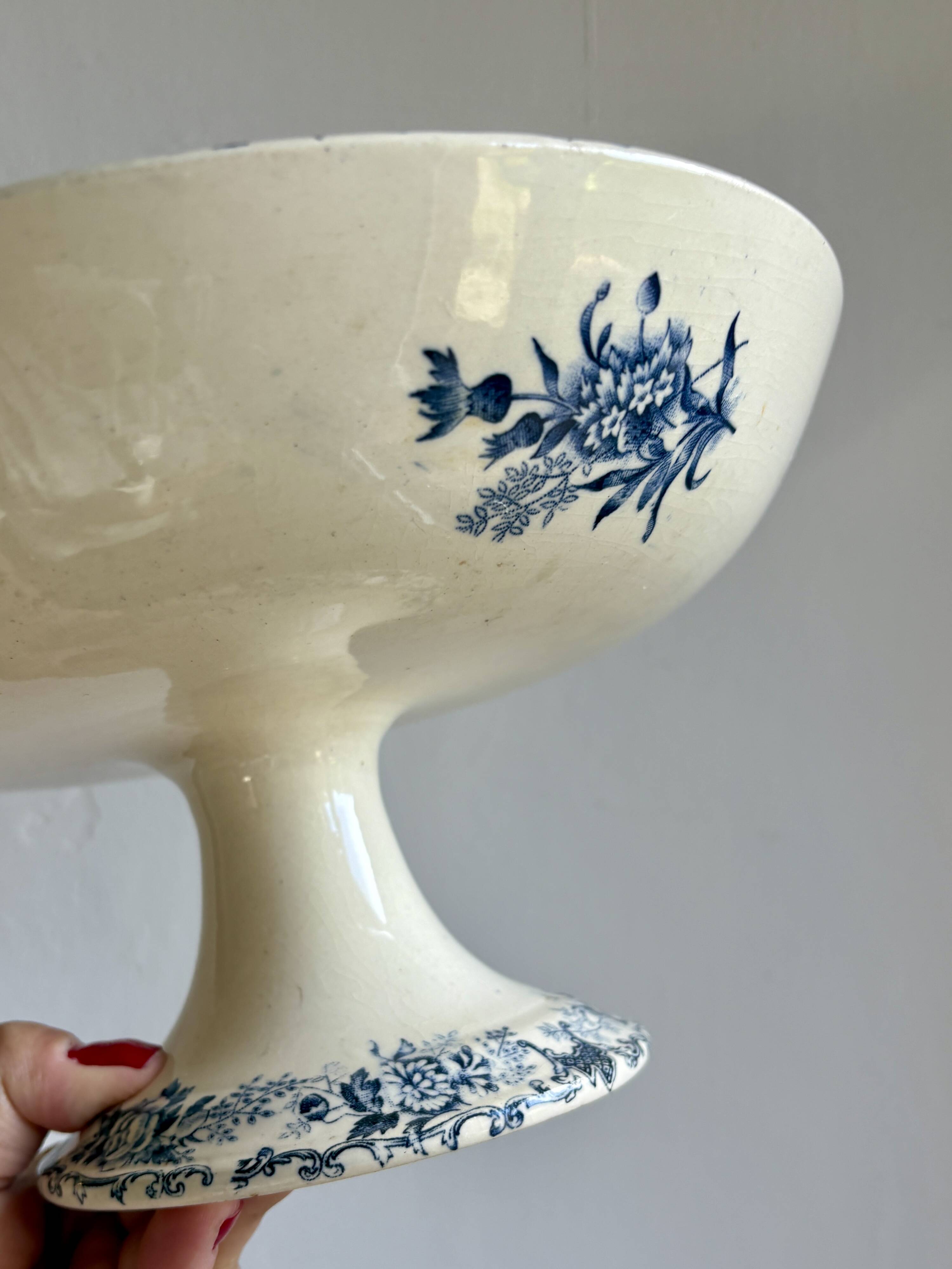 Antique ironstone fruit bowl - L'Oréal model by Boulanger
