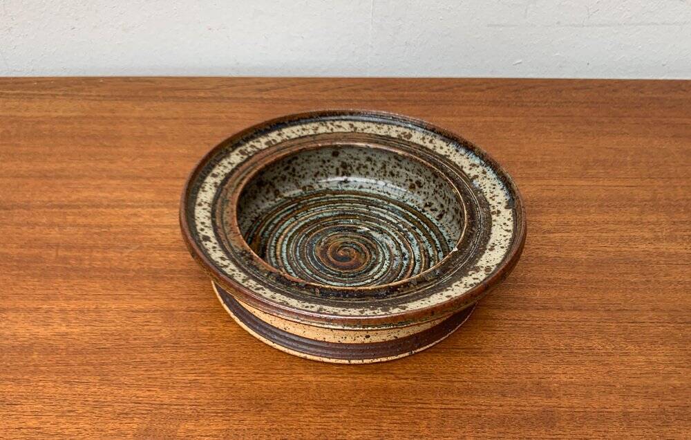 Danish studio pottery bowl from the mid-century by Erik Askholm, 1960s