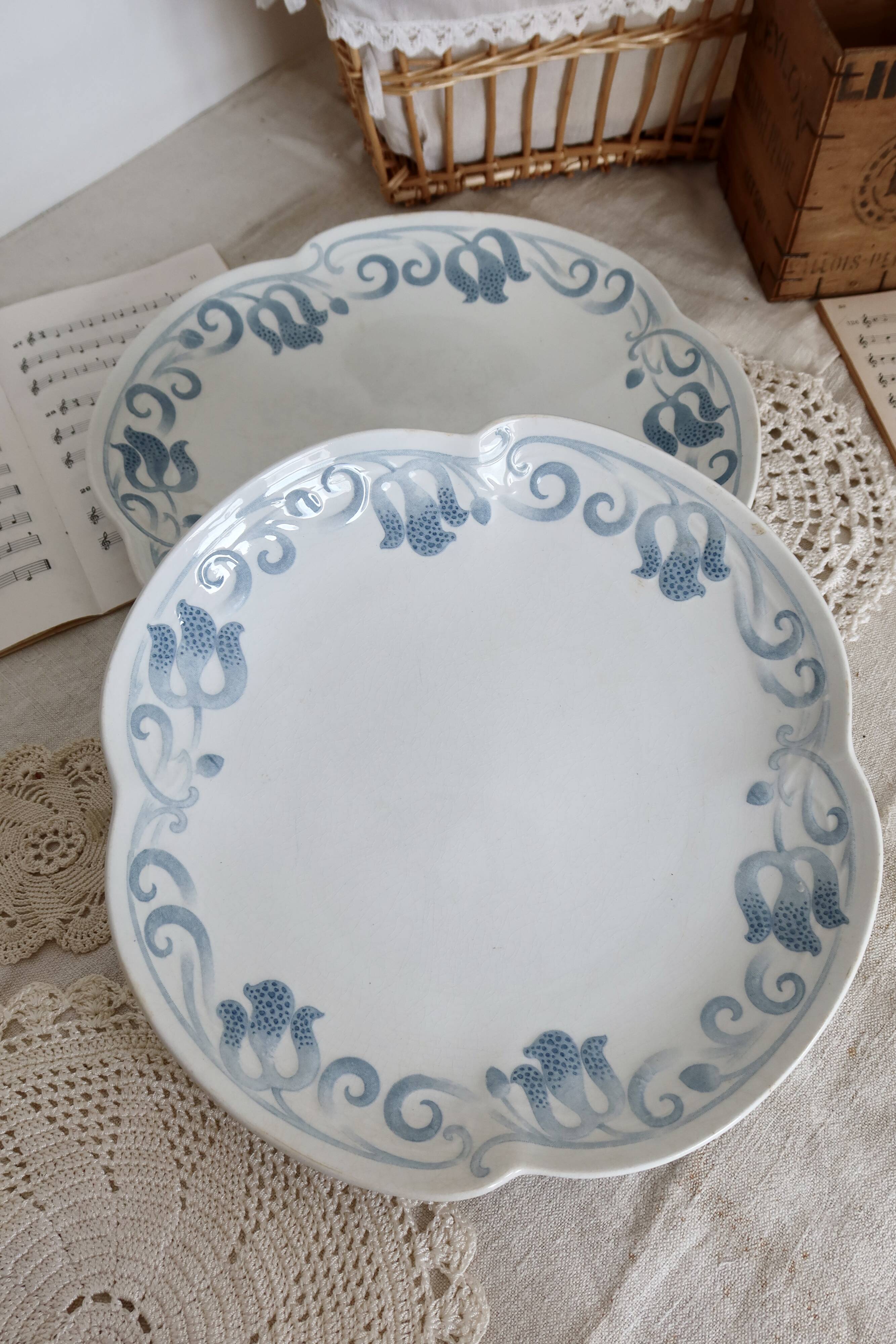 Serving dishes - Antique tableware set 82 pieces Sarreguemines earthenware Art Nouveau style