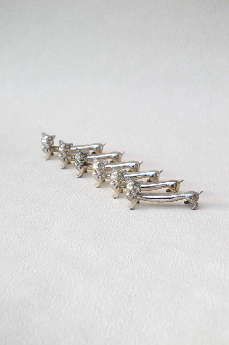6 silver cat knife rests