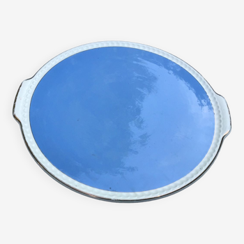 Large sky blue pie dish with gold edging