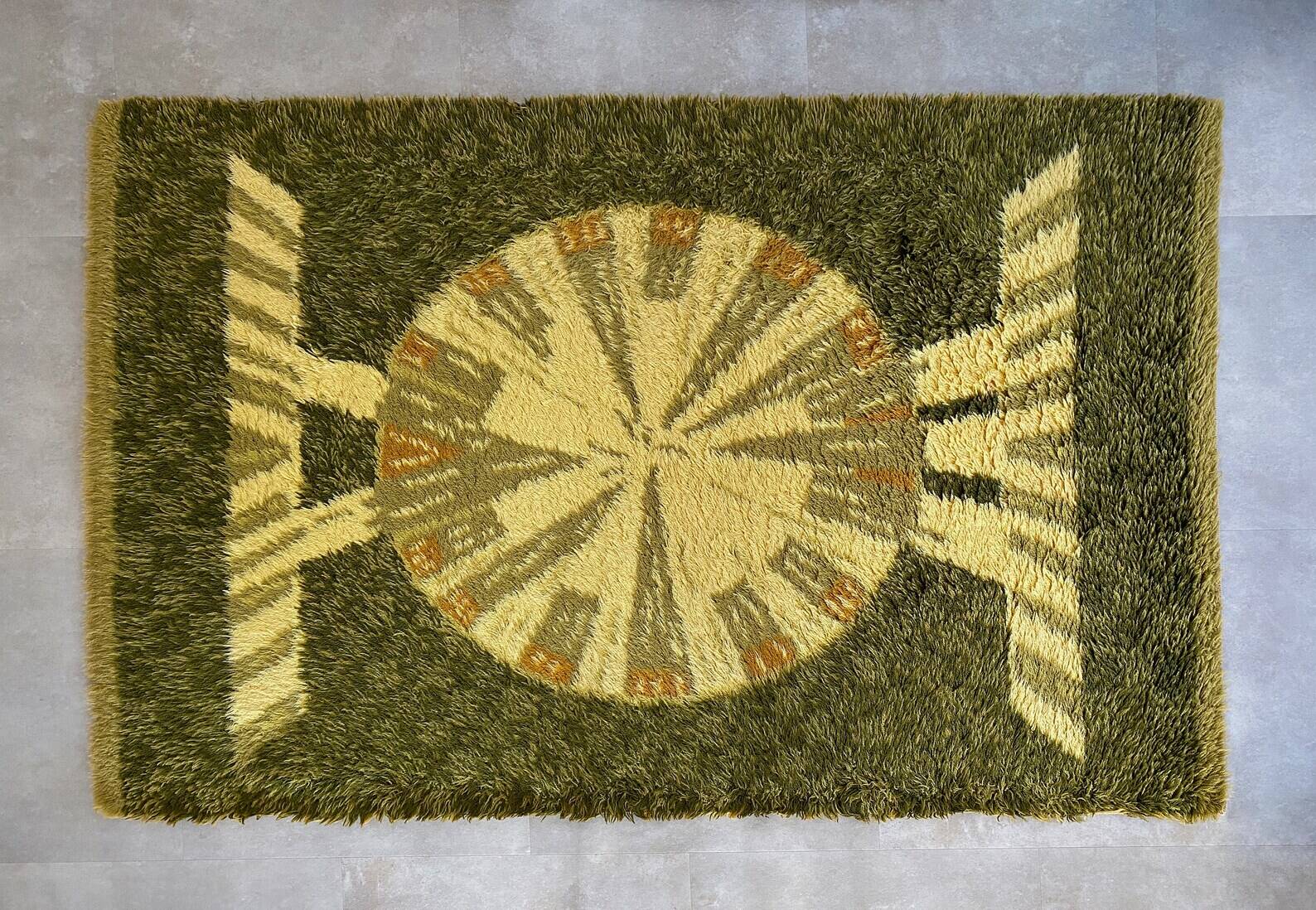 Large green Mid Century Rya rug / carpet