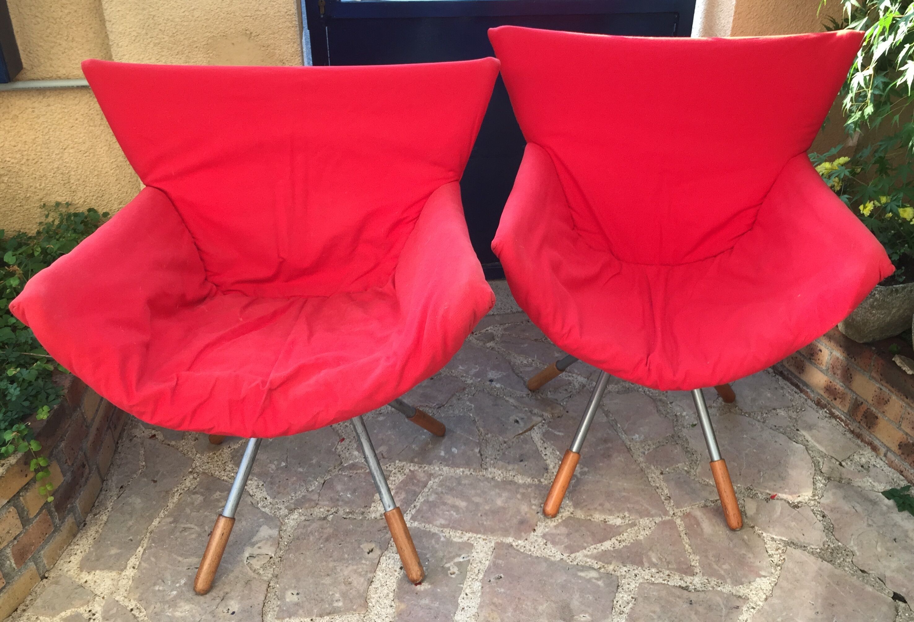 Pair of folding armchairs