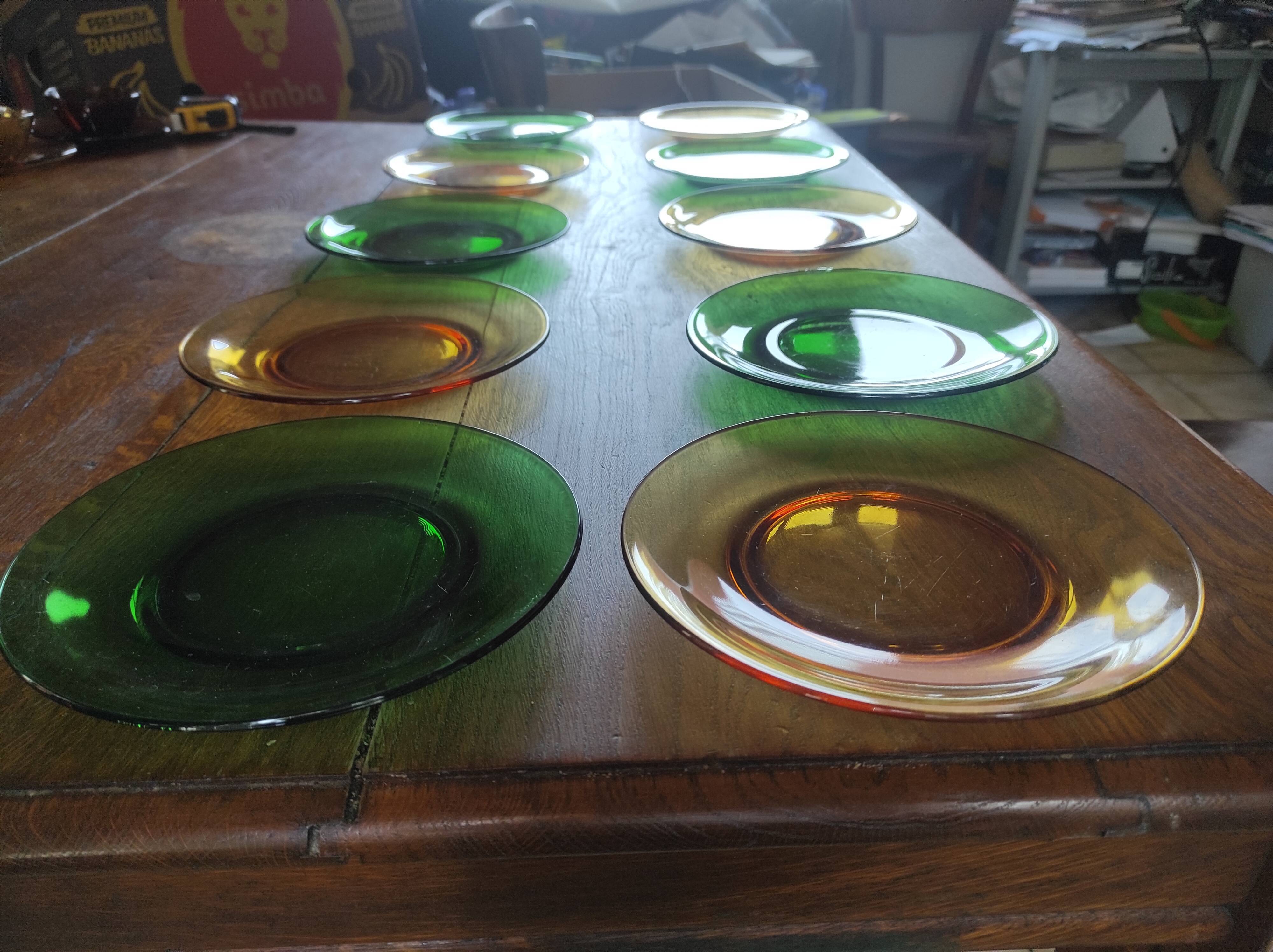 Set of 10 vintage Arcopal glass dessert plates green and orange