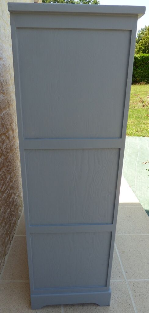 Cloakroom furniture or entrance furniture with plenty of storage space – wardrobe side, shelf side