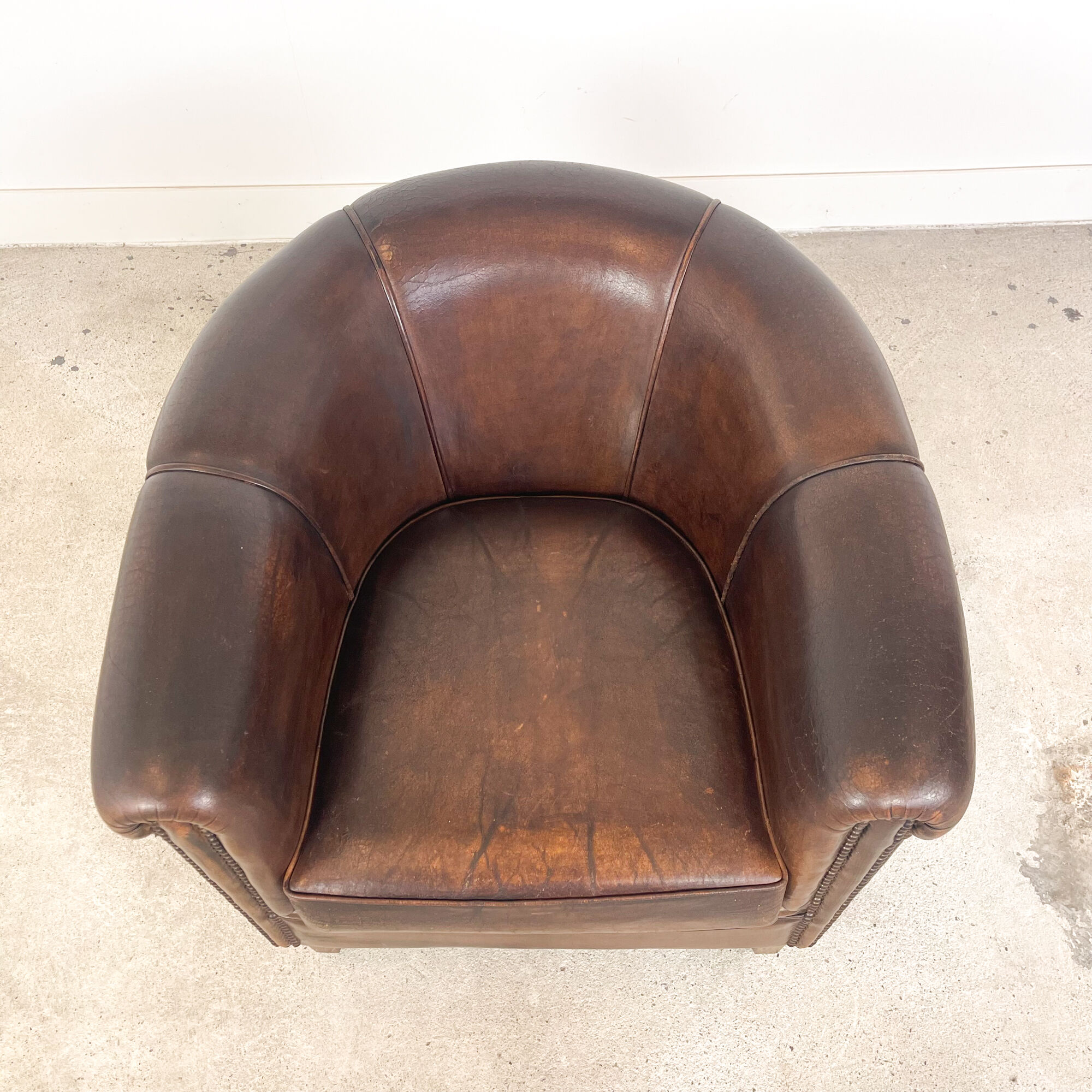 Vintage sheep leather club chair Assen