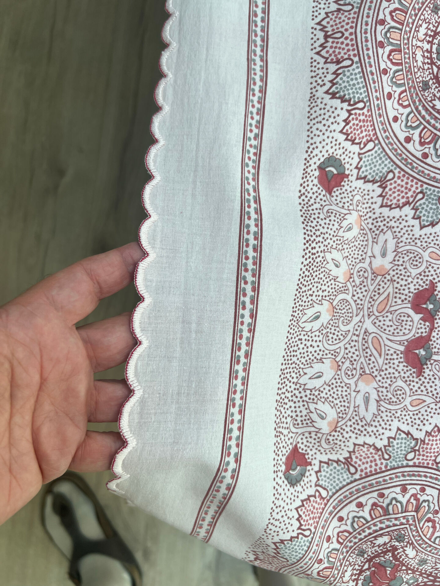 Vintage rectangular XL tablecloth
