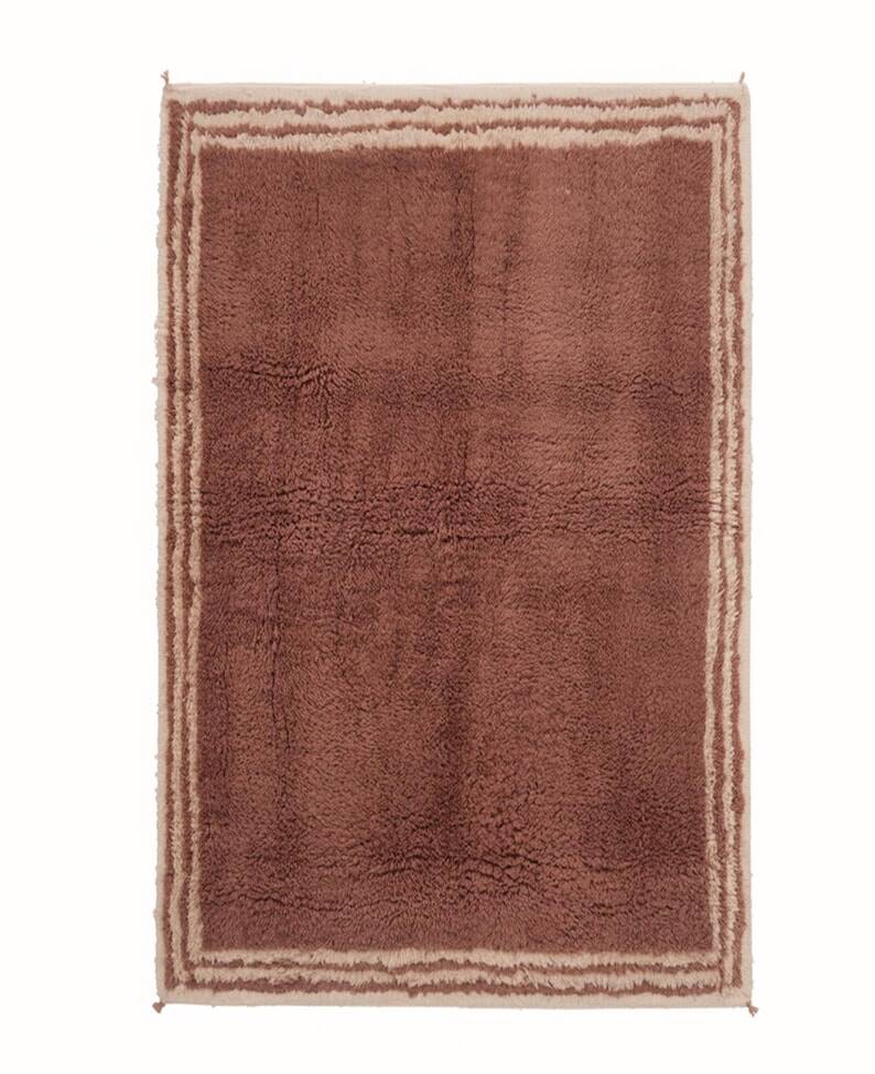 Brown moroccan carpet 250cmx150cm