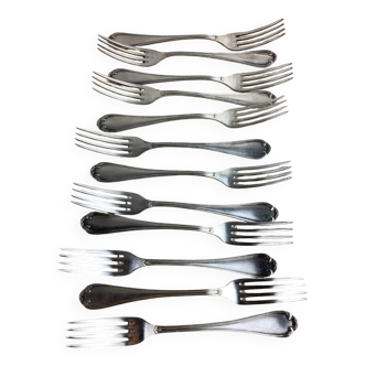 Box and its cutlery