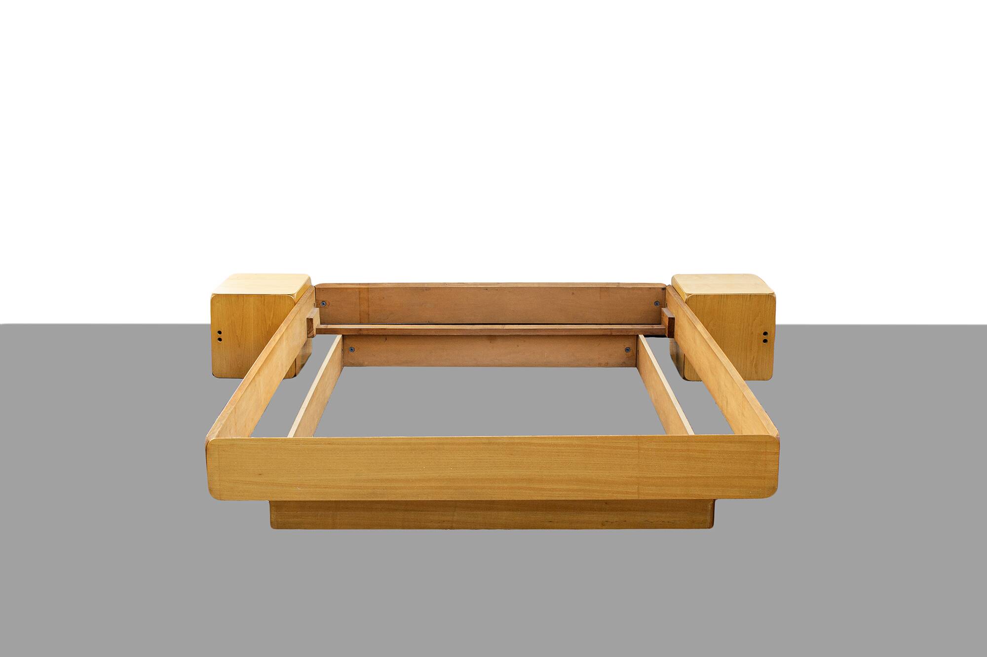 Letto in faggio serie Samara di Derk Jan de Vries per Maisa 1977