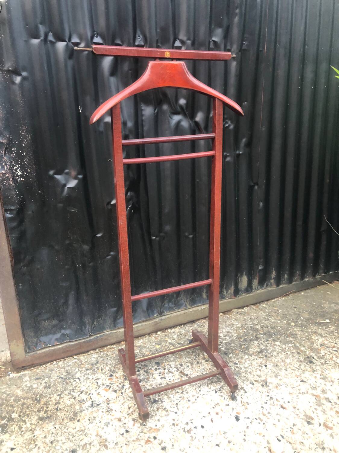 Fratelli Reguitti valet