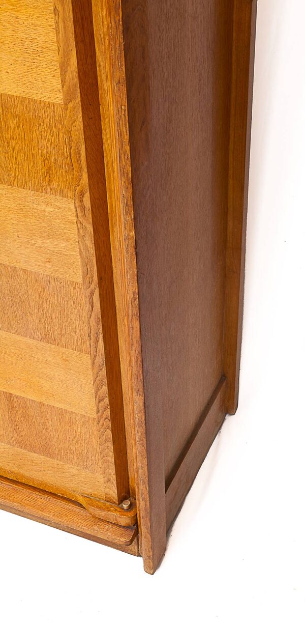 Armoire par Guillerme et Chambron