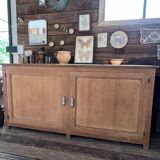 Old workshop buffet