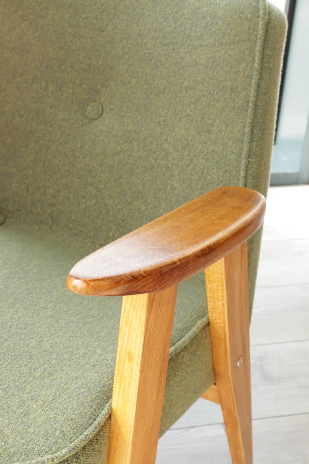 Fauteuil Lounge Vintage Bouclè Cactus, Bois Naturel Design Scandinave