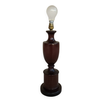 Pied de lampe à poser en bois massif tourné (acajou) - mid.XXeme