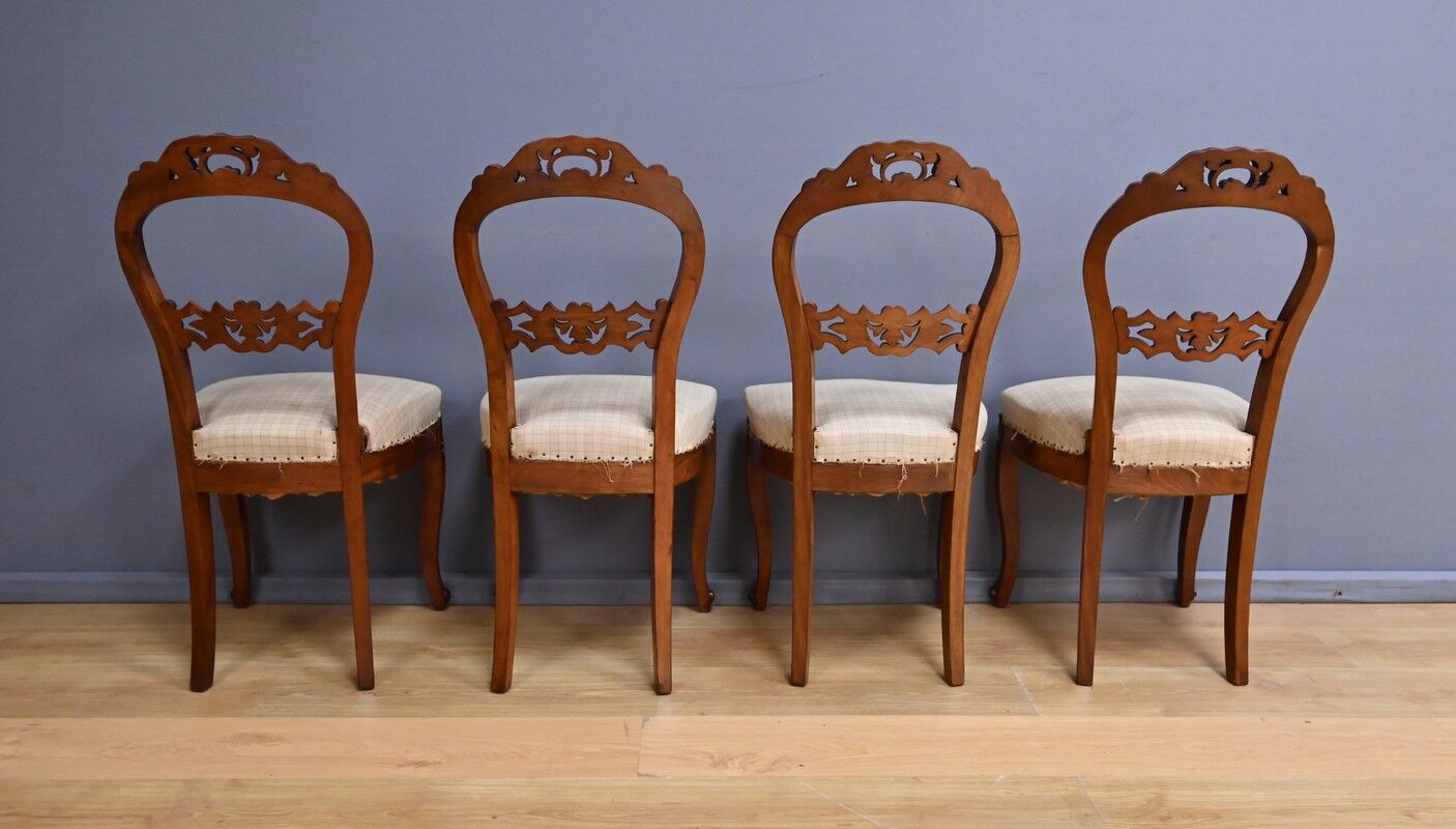 Set of 4 mahogany chairs, Napoléon III period - second half of the 19th century.