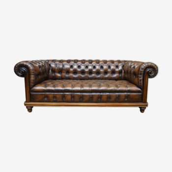 Canapé en cuir Chesterfield