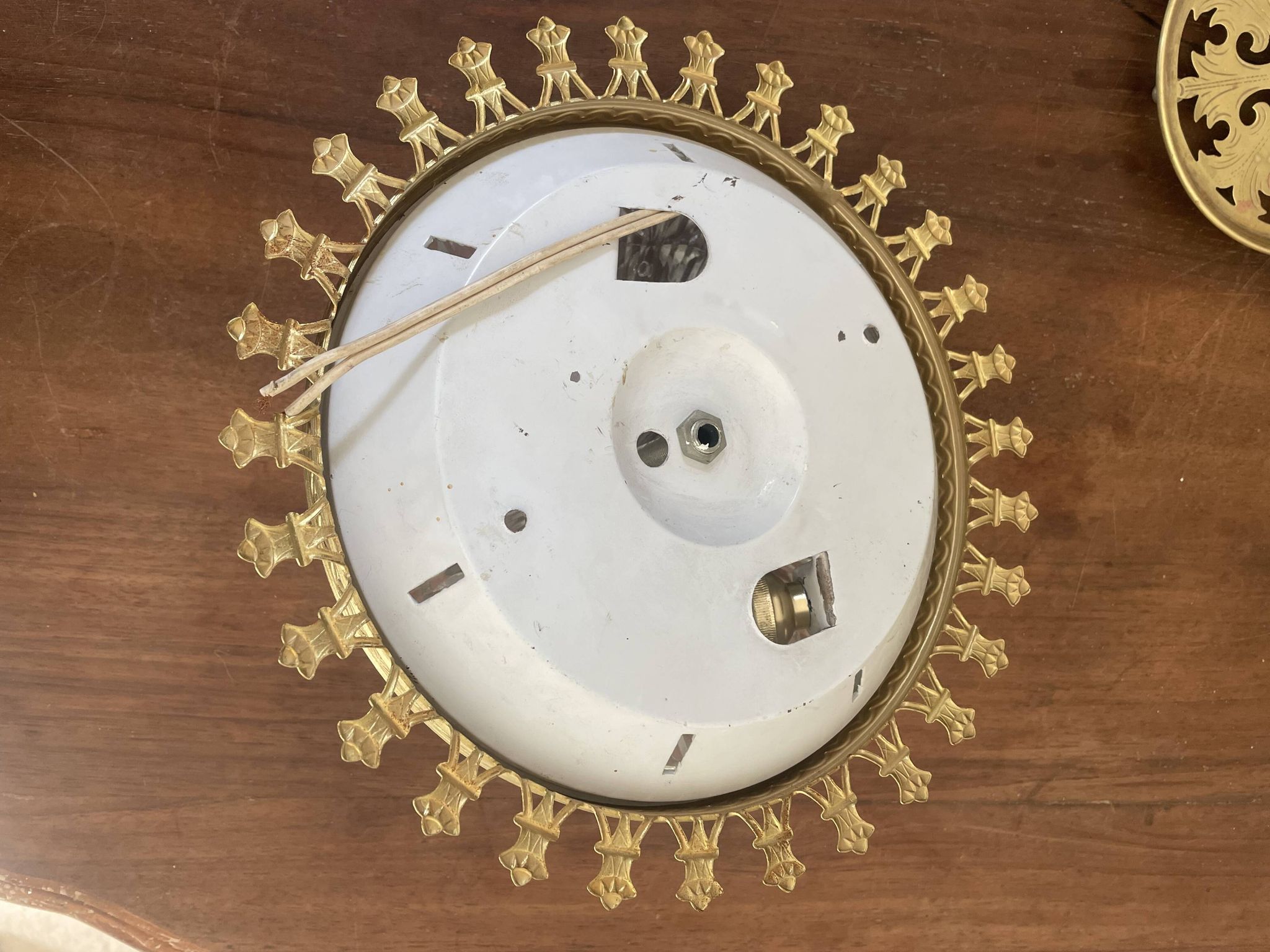 Plafonnier vintage verre taillé et métal doré