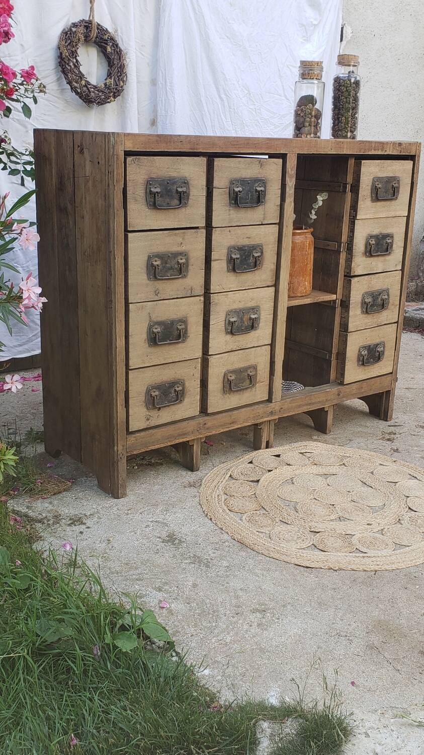 Trade furniture