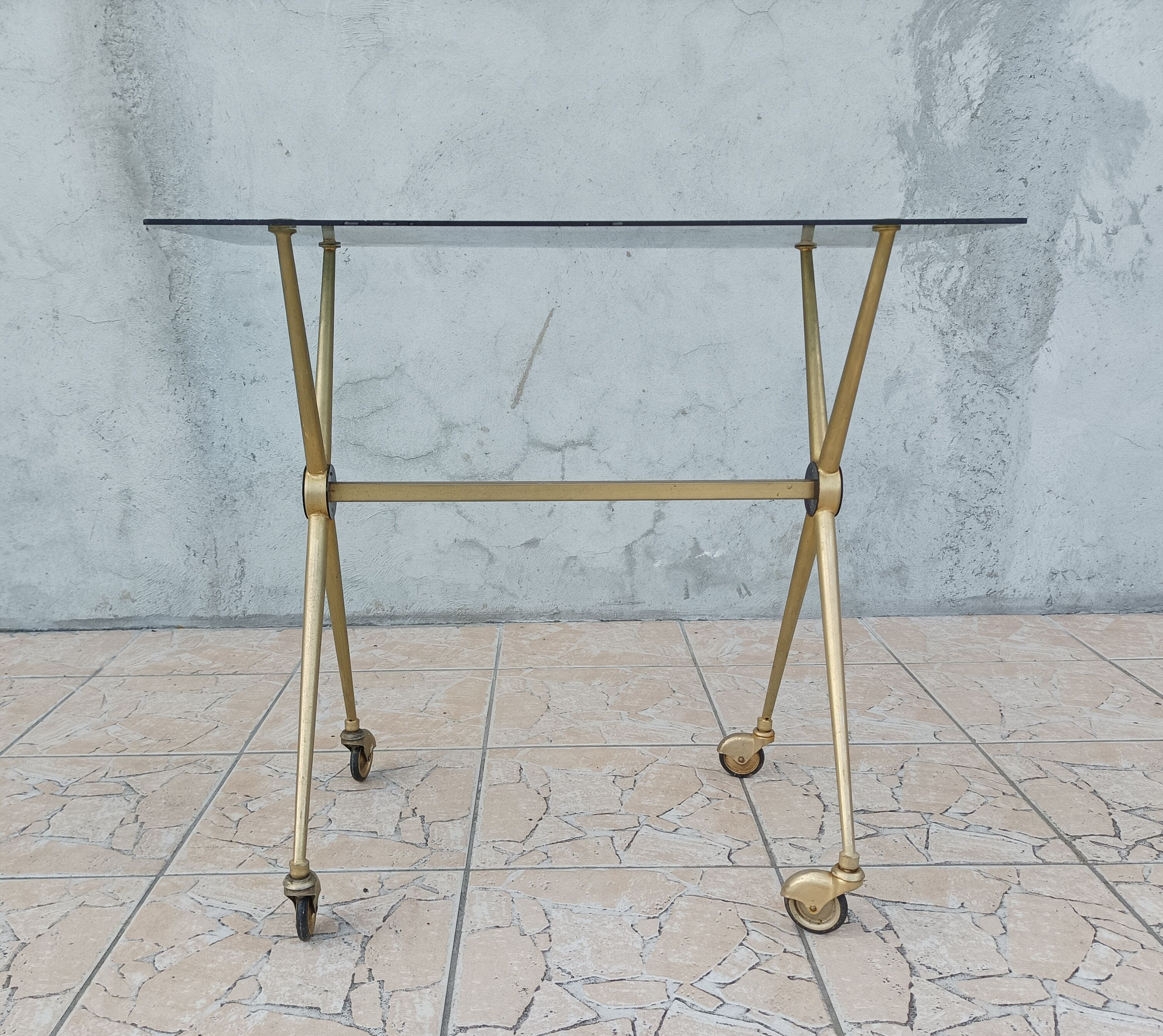 Vintage serving tray in brass and smoked glass 1960