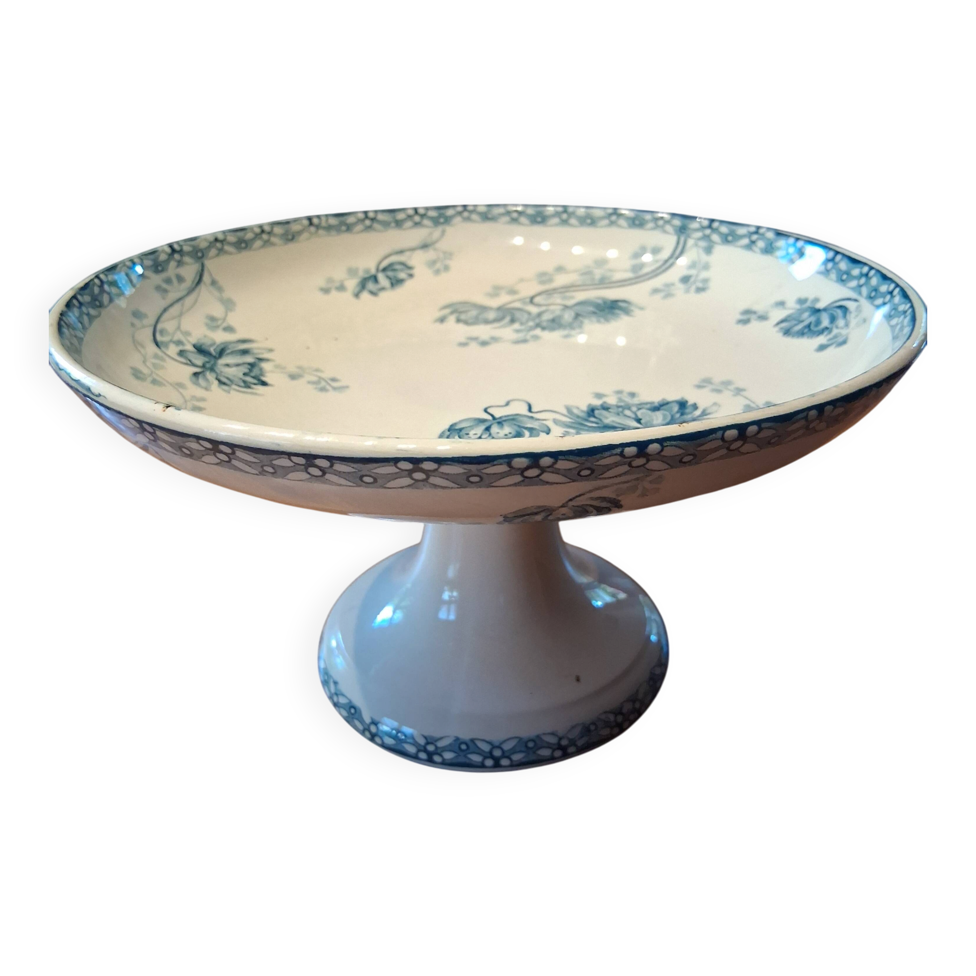 Floral patterned earthenware compote from Royat by Sarreguemines.