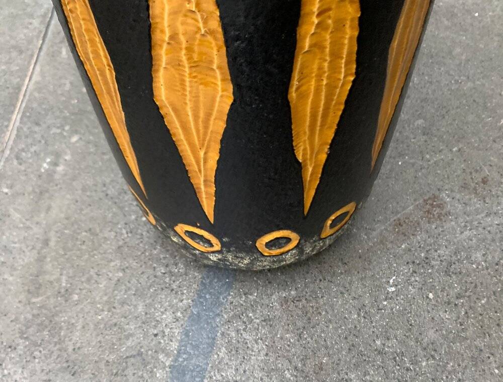 Brutalist sun vase in West German pottery WGP from the mid-century by Scheurich, 1960s.