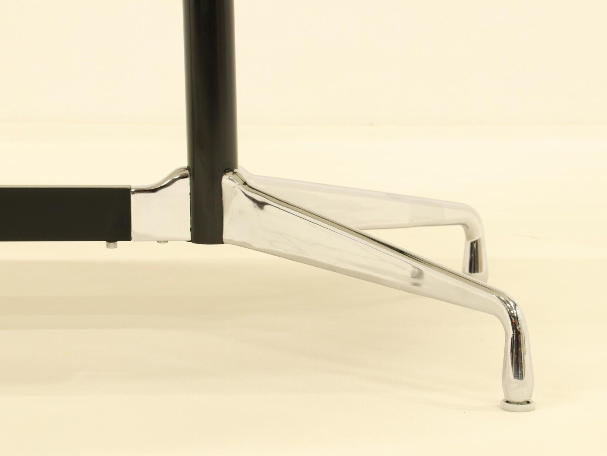 Eames Segmented Oval Dining Table in White Marble & Stainless Steel