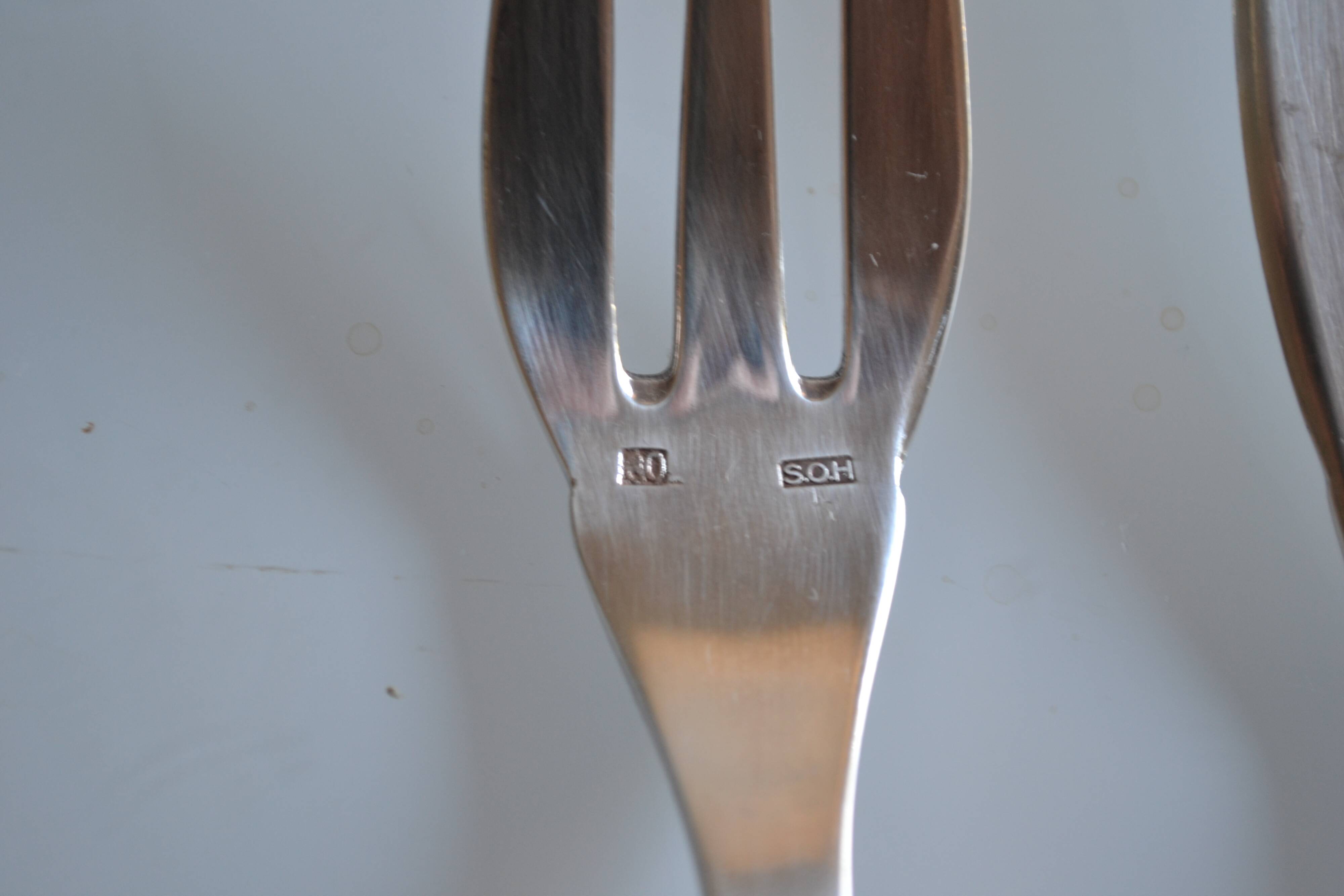 SOH 24-piece silver-plated fish set