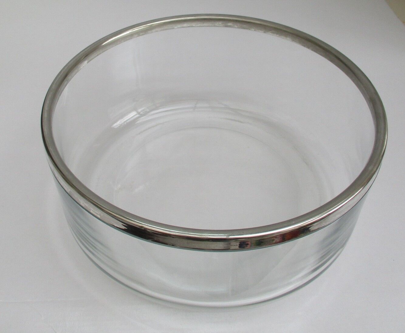 Glass bowl silver metal edge